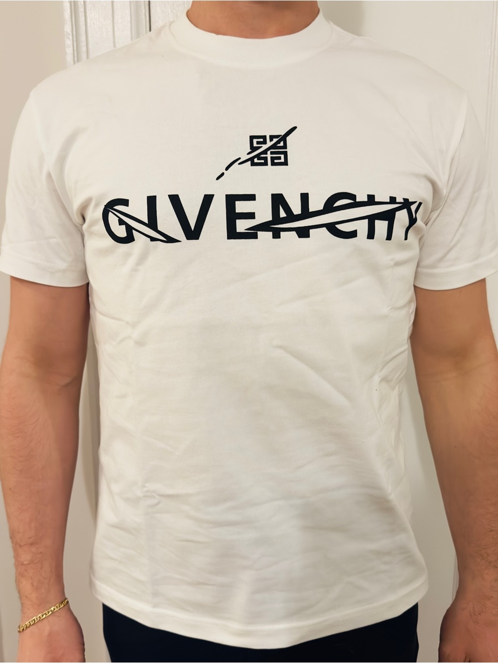 Givenchy White Graphic Logo T-Shirt – Size M